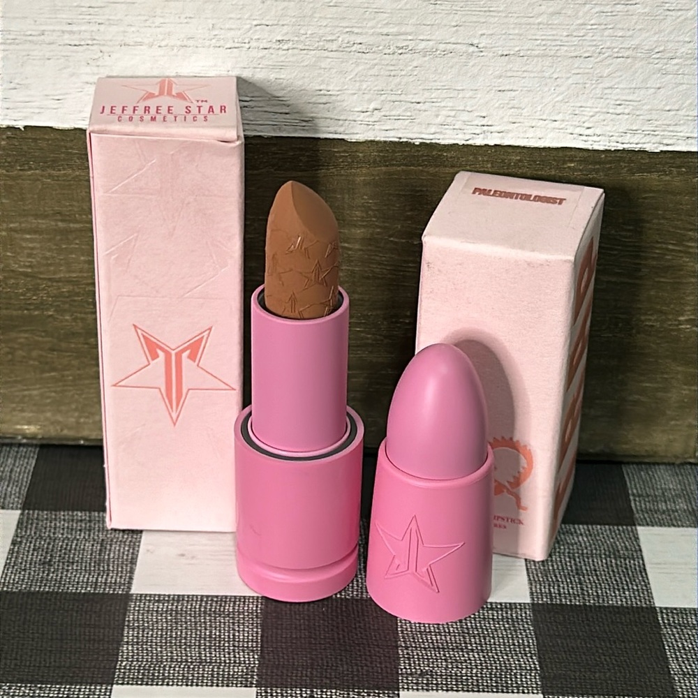 Jeffree Star Paleontologist Velvet Trap Lipstick - Picture 2 of 4